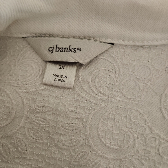 C J Banks White Jean Jacket Embroidered, sz 3X - Picture 8 of 11